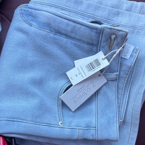 Z Supply Women's Light Blue Denim Jeans - Picture 1 of 6